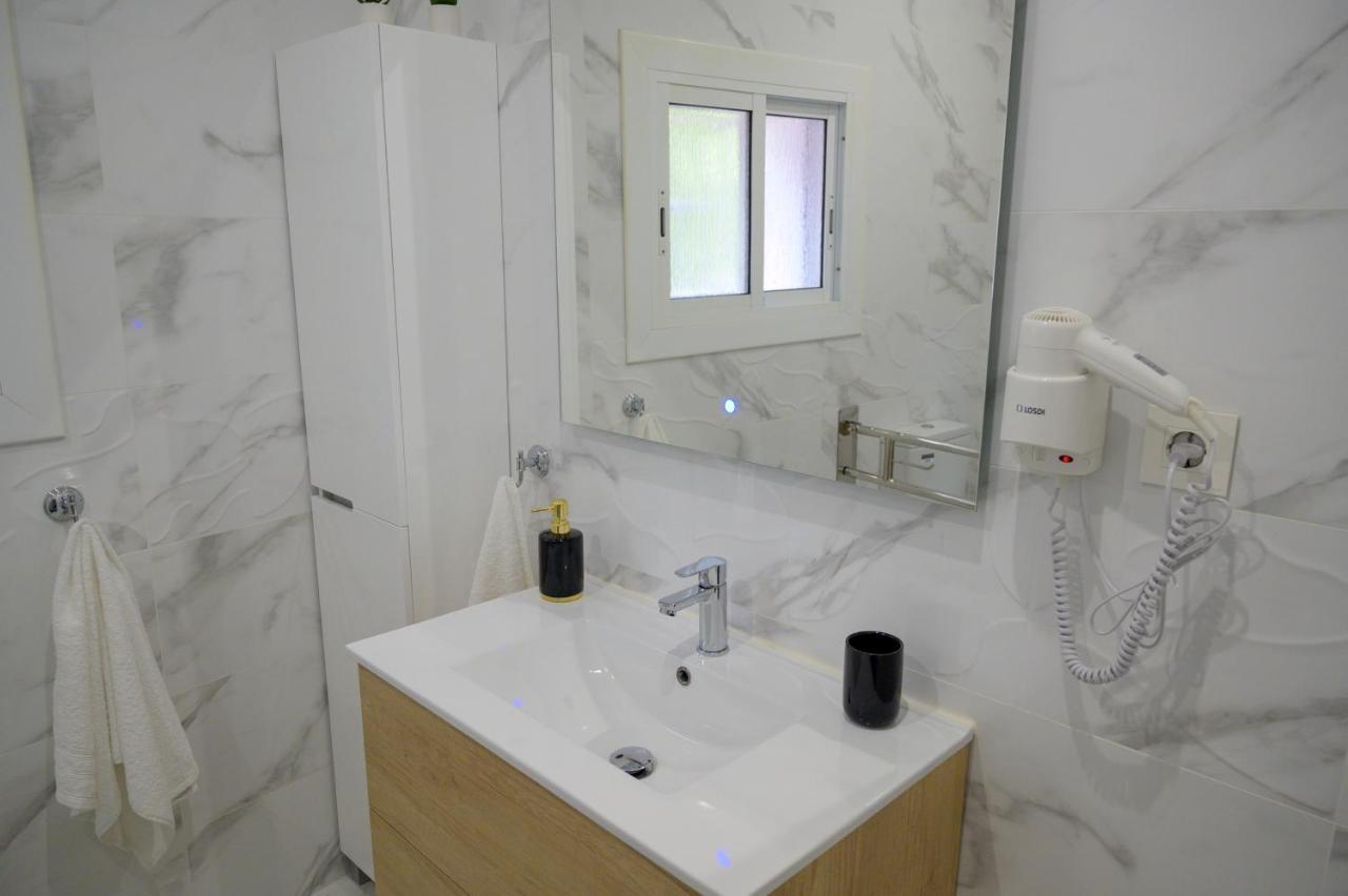 산트에스티비시즐로뷔레스 Relax House Barcelone 빌라 외부 사진